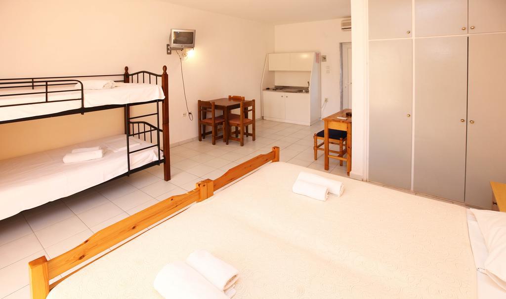 Aparthotel Amarilia Skala Rachoni  Pokój zdjęcie
